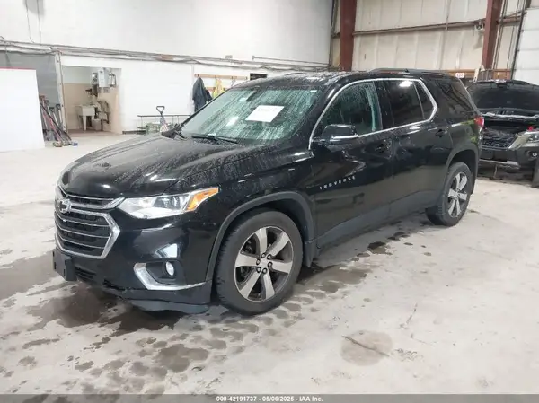 1GNEVHKW0LJ247077 2020 CHEVROLET TRAVERSE - Image 2