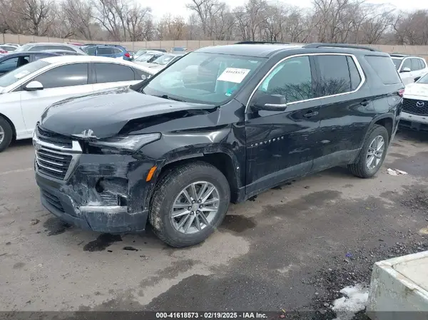 1GNEVHKW0NJ115133 2022 CHEVROLET TRAVERSE - Image 2