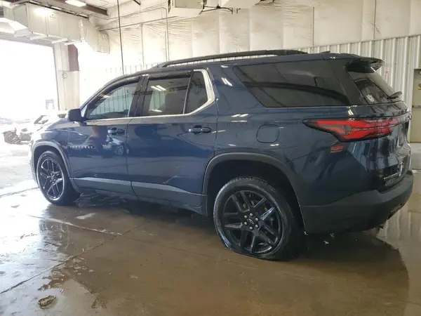 1GNEVHKW0PJ137393 2023 CHEVROLET TRAVERSE - Image 2