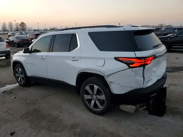 1GNEVHKW0PJ241446 2023 CHEVROLET TRAVERSE - Image 2