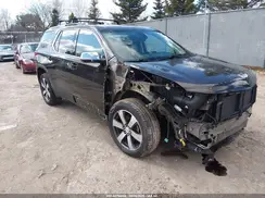 1GNEVHKW1JJ157773 2018 CHEVROLET TRAVERSE