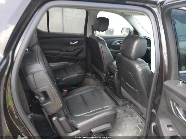 1GNEVHKW1JJ157773 2018 CHEVROLET TRAVERSE - Image 8
