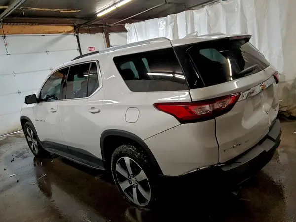1GNEVHKW1JJ223187 2018 CHEVROLET TRAVERSE - Image 2