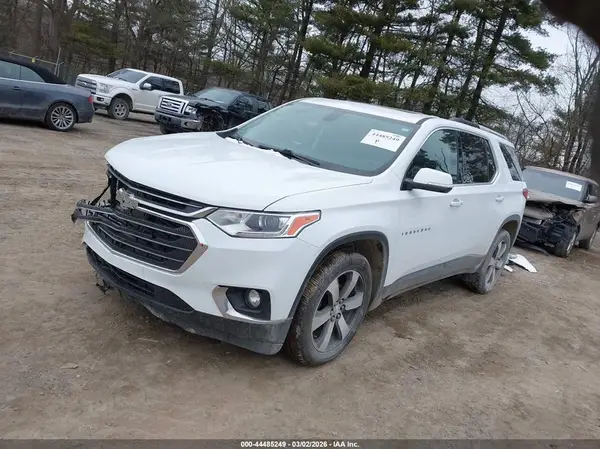 1GNEVHKW1JJ282224 2018 CHEVROLET TRAVERSE - Image 2
