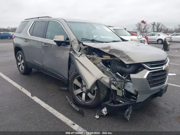 1GNEVHKW1KJ155412 2019 CHEVROLET TRAVERSE - Image 1