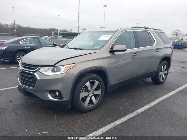 1GNEVHKW1KJ155412 2019 CHEVROLET TRAVERSE - Image 2