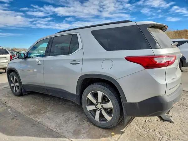 1GNEVHKW1KJ193805 2019 CHEVROLET TRAVERSE - Image 2