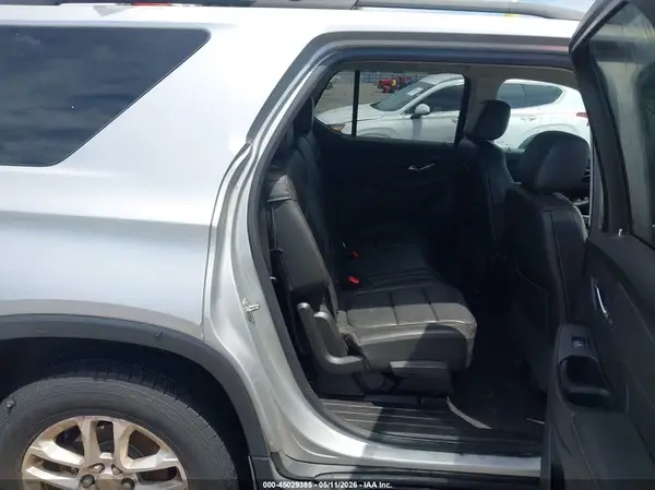 1GNEVHKW1KJ271872 2019 CHEVROLET TRAVERSE - Image 8