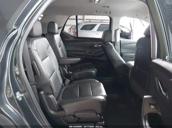 1GNEVHKW1KJ282483 2019 CHEVROLET TRAVERSE - Image 8