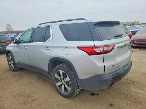 1GNEVHKW1KJ301954 2019 CHEVROLET TRAVERSE - Image 2