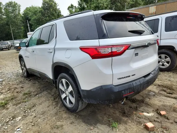 1GNEVHKW1LJ168601 2020 CHEVROLET TRAVERSE - Image 2