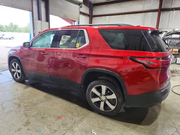 1GNEVHKW1PJ237633 2023 CHEVROLET TRAVERSE - Image 2