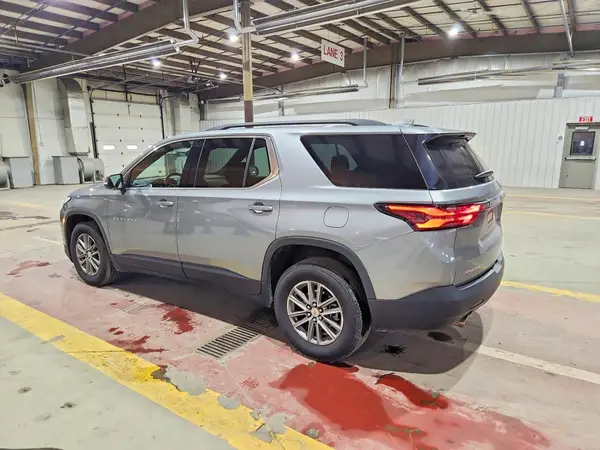 1GNEVHKW1PJ247725 2023 CHEVROLET TRAVERSE - Image 2