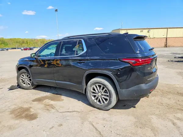 1GNEVHKW1PJ344083 2023 CHEVROLET TRAVERSE - Image 2