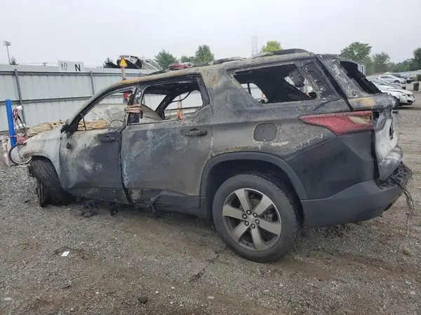 1GNEVHKW2JJ189521 2018 CHEVROLET TRAVERSE - Image 2