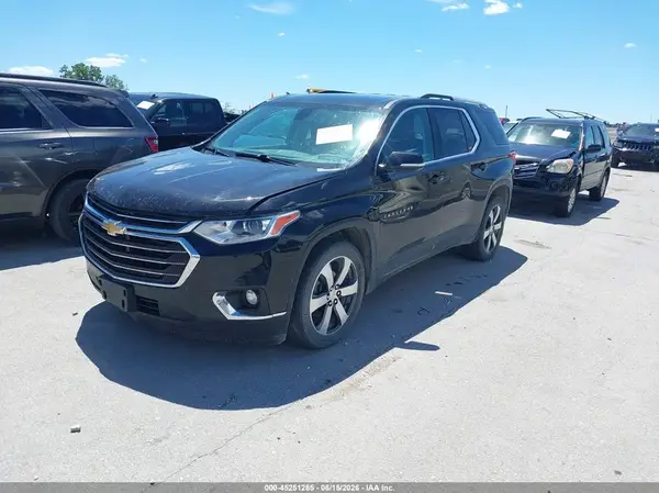 1GNEVHKW2JJ218757 2018 CHEVROLET TRAVERSE - Image 2