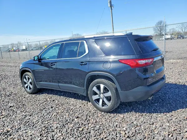 1GNEVHKW2JJ219939 2018 CHEVROLET TRAVERSE - Image 2