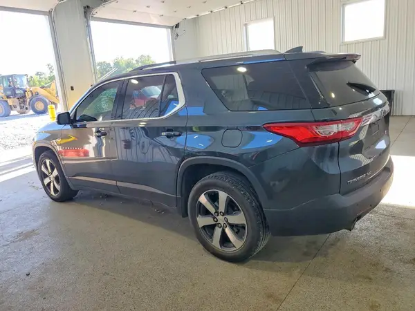 1GNEVHKW2JJ232352 2018 CHEVROLET TRAVERSE - Image 2