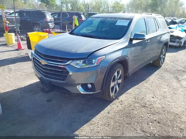 1GNEVHKW2JJ236482 2018 CHEVROLET TRAVERSE - Image 2