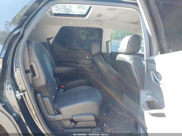 1GNEVHKW2JJ240855 2018 CHEVROLET TRAVERSE - Image 8