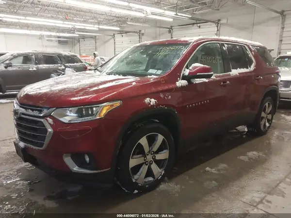 1GNEVHKW2JJ248809 2018 CHEVROLET TRAVERSE - Image 2