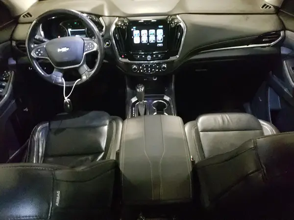 1GNEVHKW2JJ254061 2018 CHEVROLET TRAVERSE - Image 8