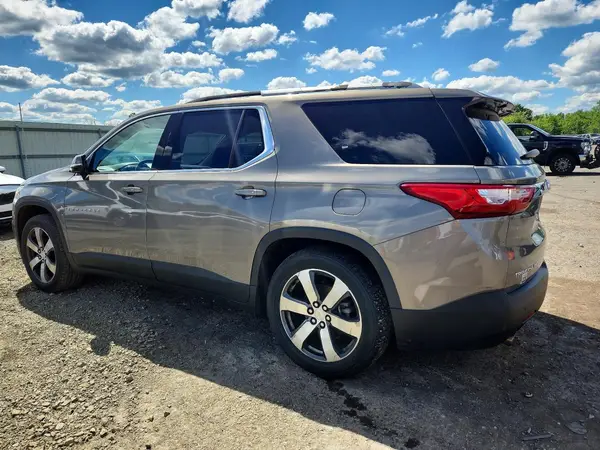 1GNEVHKW2JJ271006 2018 CHEVROLET TRAVERSE - Image 2