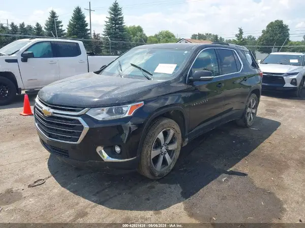1GNEVHKW2JJ278246 2018 CHEVROLET TRAVERSE - Image 2
