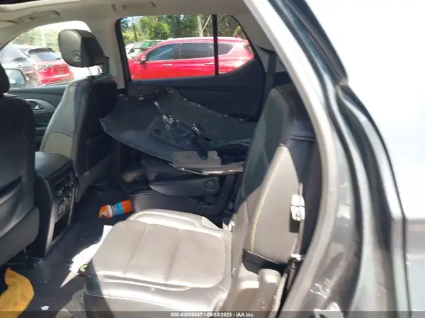 1GNEVHKW2JJ282183 2018 CHEVROLET TRAVERSE - Image 8