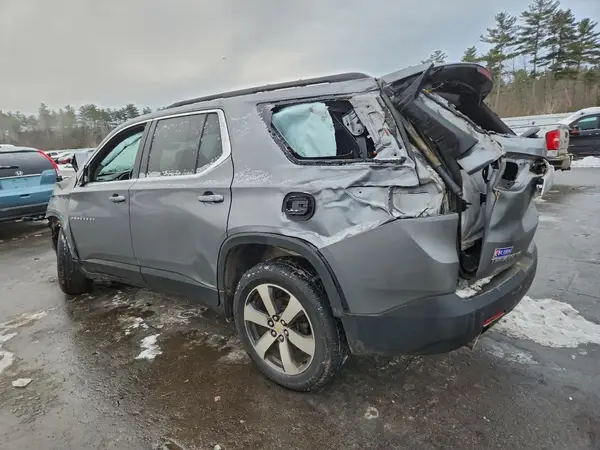 1GNEVHKW2KJ202530 2019 CHEVROLET TRAVERSE - Image 2