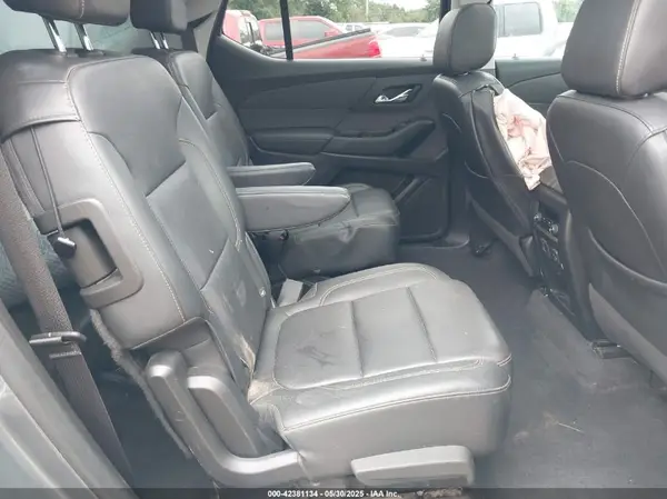 1GNEVHKW2KJ296439 2019 CHEVROLET TRAVERSE - Image 8
