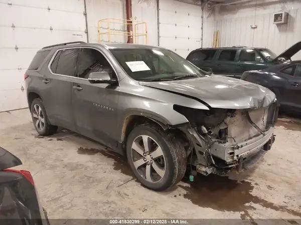 1GNEVHKW2LJ133629 2020 CHEVROLET TRAVERSE - Image 1