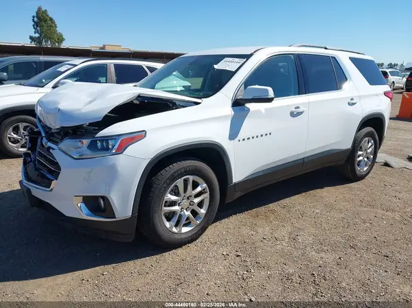 1GNEVHKW2MJ147001 2021 CHEVROLET TRAVERSE - Image 2