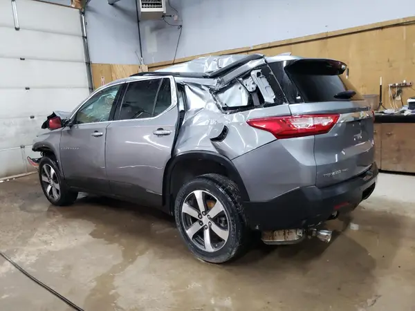 1GNEVHKW2MJ155566 2021 CHEVROLET TRAVERSE - Image 2