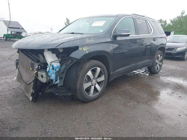 1GNEVHKW2MJ195002 2021 CHEVROLET TRAVERSE - Image 2