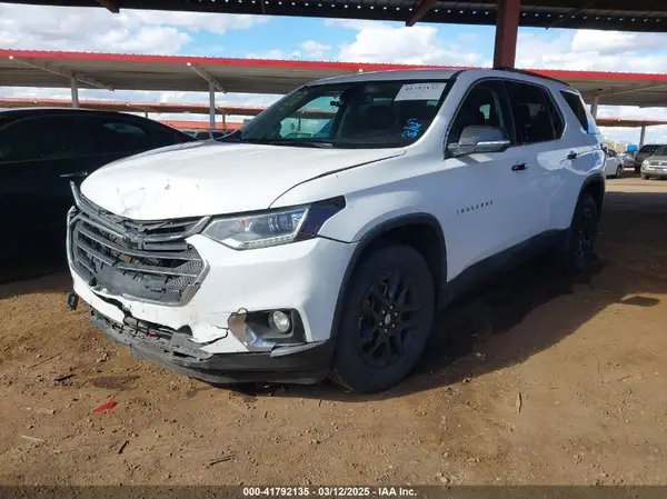 1GNEVHKW2MJ222473 2021 CHEVROLET TRAVERSE - Image 2