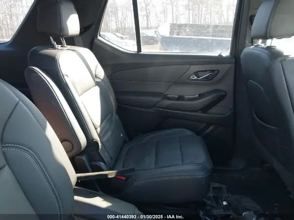 1GNEVHKW2NJ147856 2022 CHEVROLET TRAVERSE - Image 8
