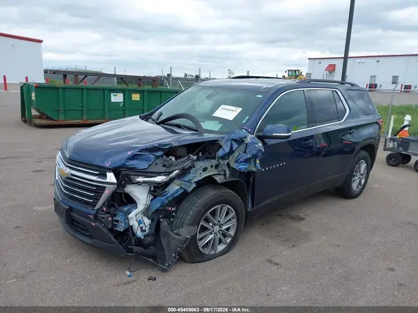 1GNEVHKW2PJ125908 2023 CHEVROLET TRAVERSE - Image 2
