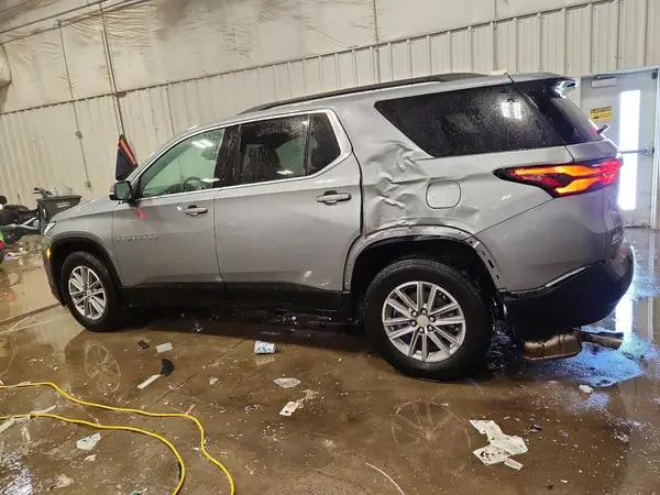 1GNEVHKW2PJ201854 2023 CHEVROLET TRAVERSE - Image 2