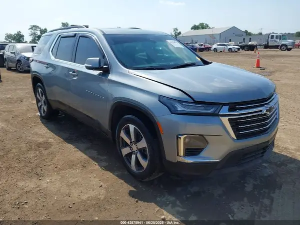 1GNEVHKW2PJ308886 2023 CHEVROLET TRAVERSE - Image 1