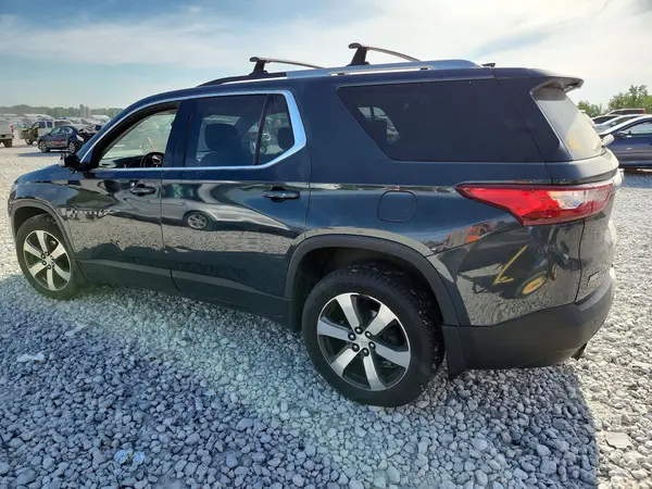 1GNEVHKW3JJ120630 2018 CHEVROLET TRAVERSE - Image 2