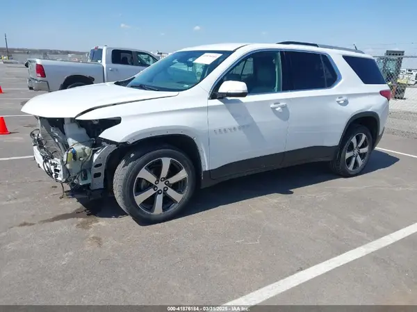 1GNEVHKW3JJ125861 2018 CHEVROLET TRAVERSE - Image 2
