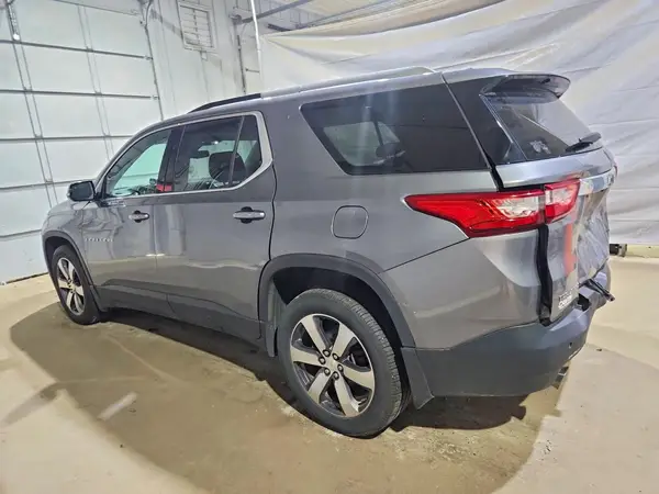 1GNEVHKW3JJ210716 2018 CHEVROLET TRAVERSE - Image 2