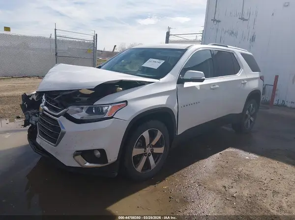 1GNEVHKW3JJ213017 2018 CHEVROLET TRAVERSE - Image 2
