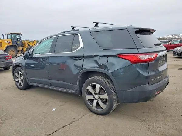 1GNEVHKW3JJ221991 2018 CHEVROLET TRAVERSE - Image 2