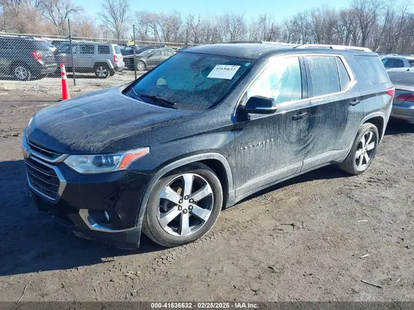 1GNEVHKW3JJ260483 2018 CHEVROLET TRAVERSE - Image 2