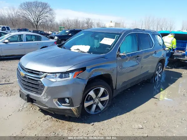 1GNEVHKW3JJ263271 2018 CHEVROLET TRAVERSE - Image 2