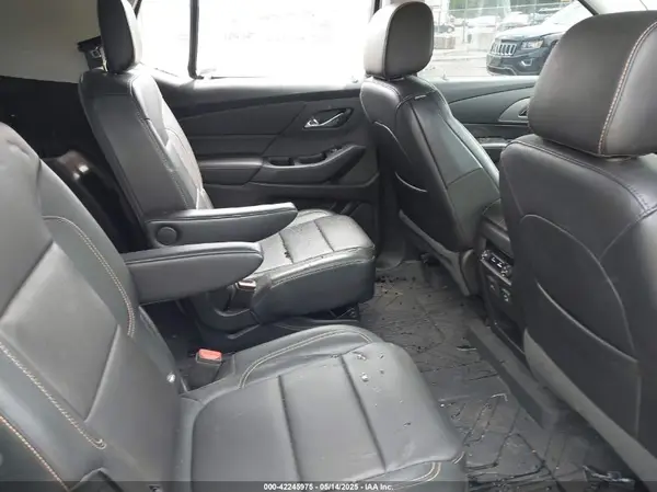 1GNEVHKW3JJ265067 2018 CHEVROLET TRAVERSE - Image 8