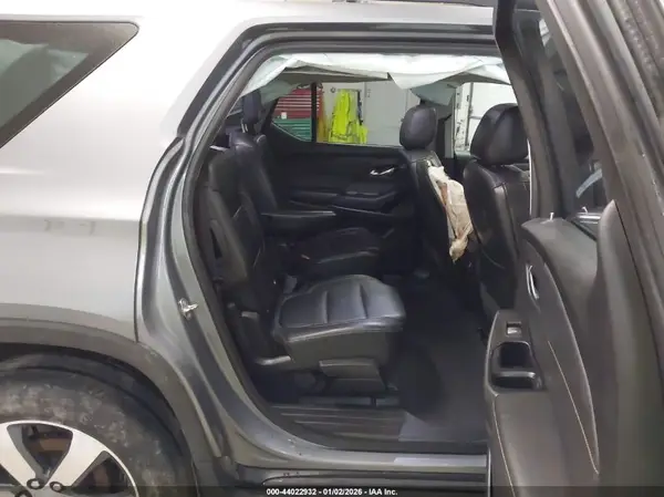 1GNEVHKW3JJ265361 2018 CHEVROLET TRAVERSE - Image 8