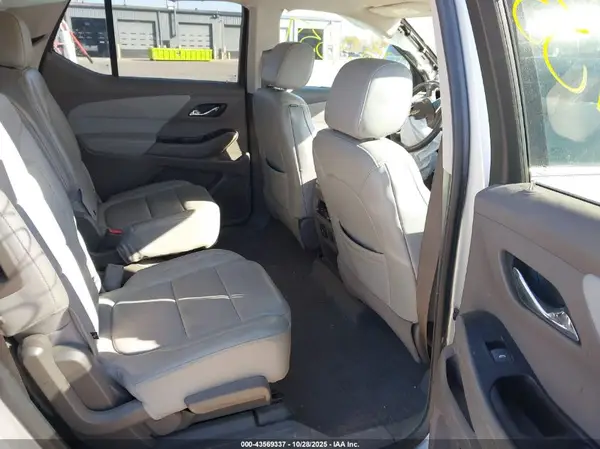 1GNEVHKW3KJ160840 2019 CHEVROLET TRAVERSE - Image 8